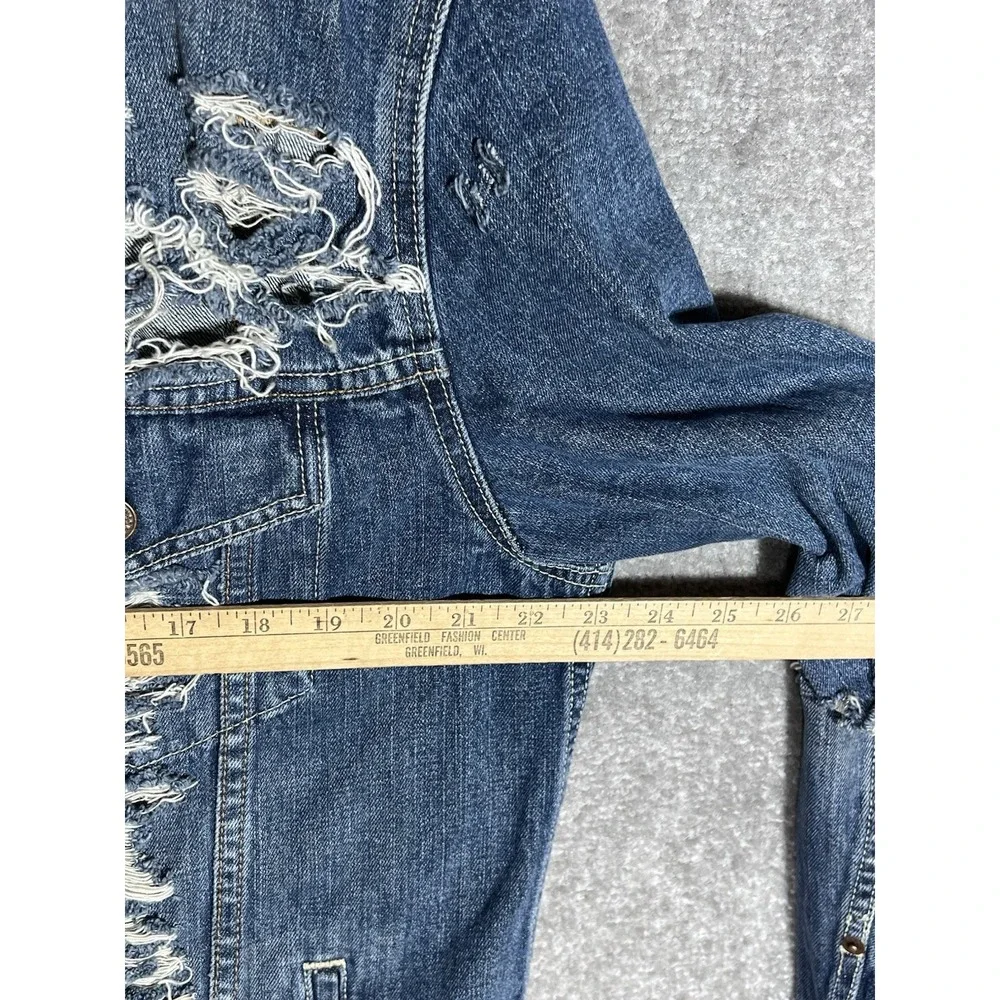 Levis Destroyed Distressed Thrashed Denim Trucker Jacket Mens Sz XL Blue Pockets